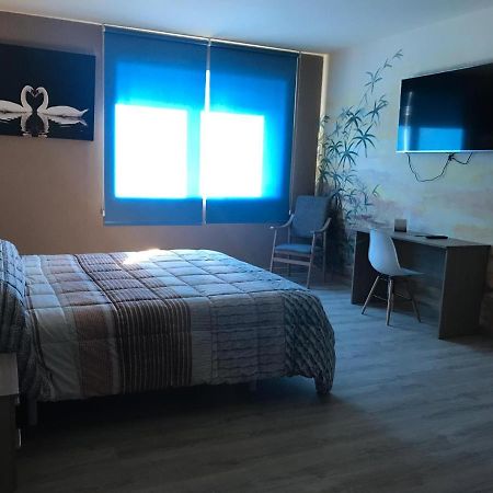 Hotel O Camino إل باركو دي فالديوراس المظهر الخارجي الصورة