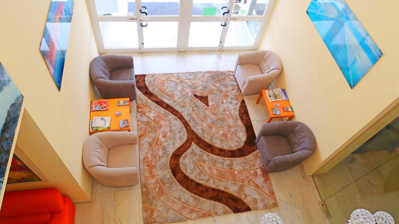 Hotel O Camino إل باركو دي فالديوراس المظهر الخارجي الصورة