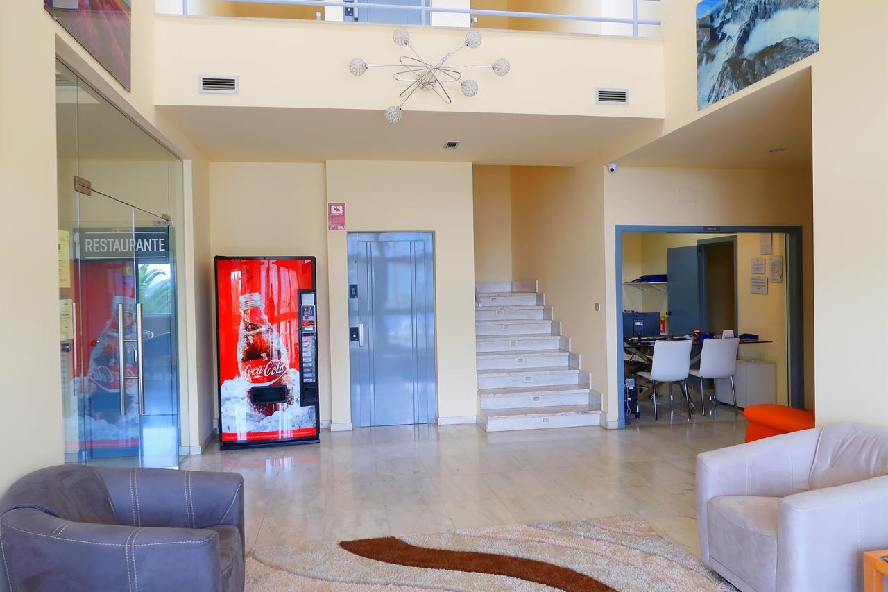 Hotel O Camino إل باركو دي فالديوراس المظهر الخارجي الصورة