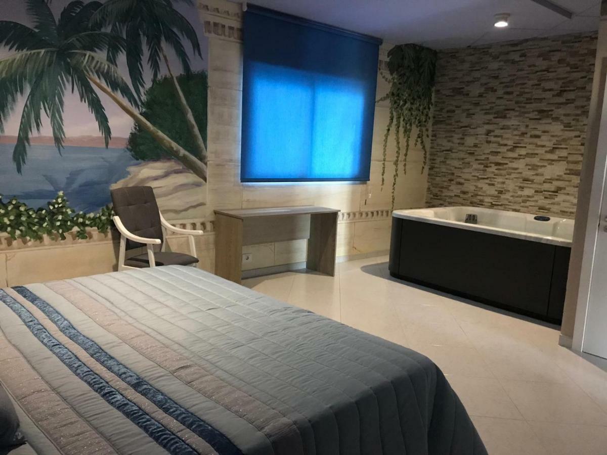 Hotel O Camino إل باركو دي فالديوراس المظهر الخارجي الصورة